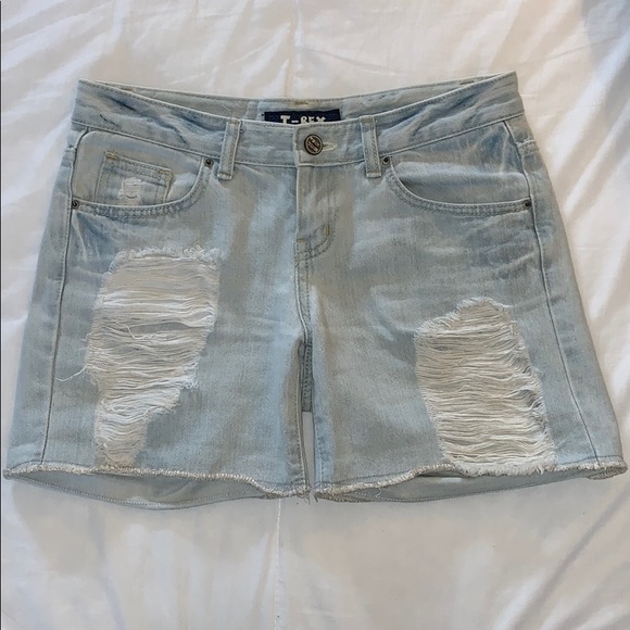 Ripped denim jean shorts - Picture 1 of 3